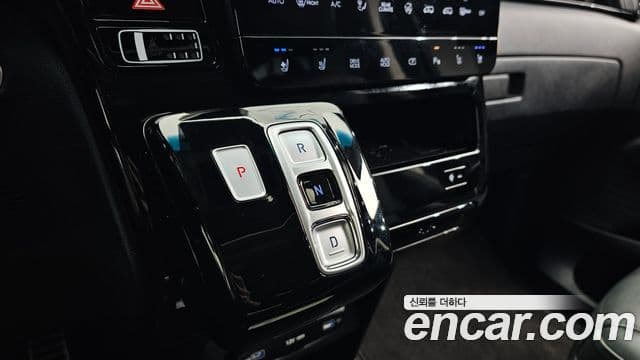 Hyundai Staria 2022 — Şəkil 9/20