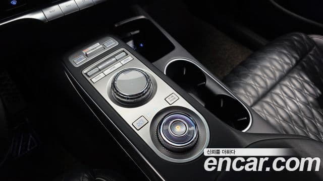 Genesis GV70 2022 — Şəkil 9/20