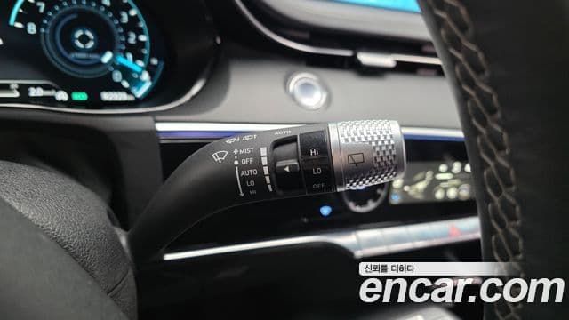 Genesis GV70 2022 — Şəkil 19/20