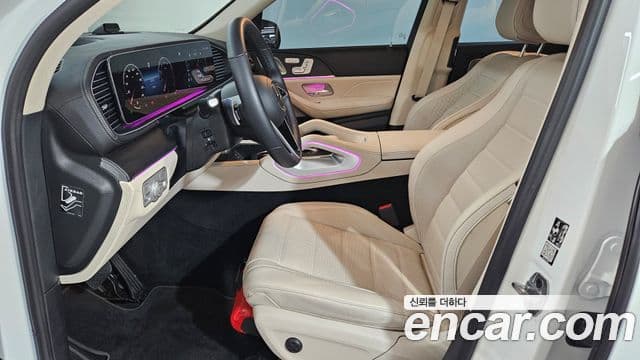 Mercedes-Benz GLE-Class 2025 — ფოტო 14/20