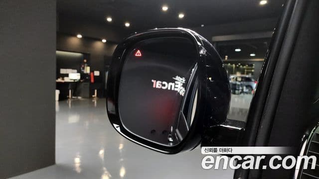 Hyundai Staria 2023 — Фото 16/20