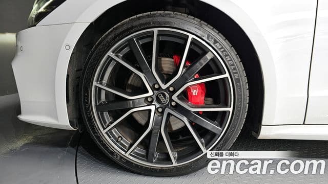 Audi A7 2022 — Şəkil 12/20