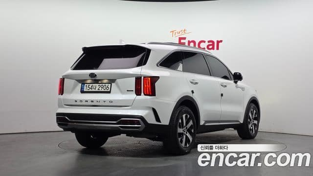 Kia Sorento 2021 — ფოტო 2/20