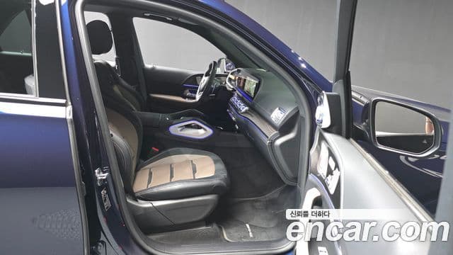 Mercedes-Benz GLE-Class 2022 — Photo 14/34