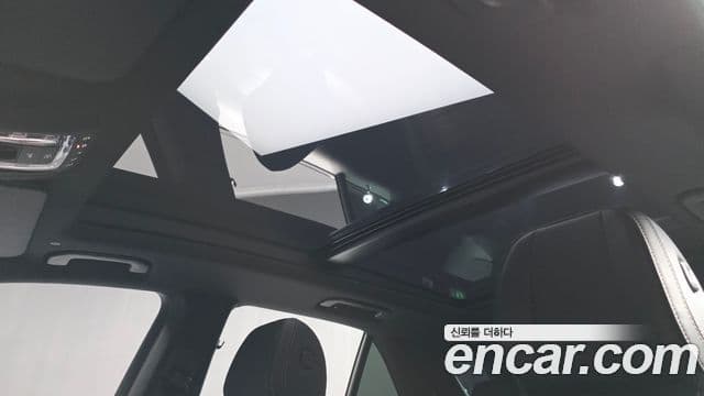 Mercedes-Benz GLE-Class 2022 — Photo 15/34