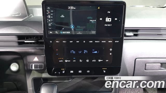 Hyundai Staria 2023 — Фото 15/20