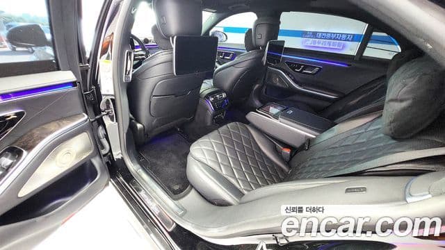Mercedes-Benz S-Class 2021 — ფოტო 18/20