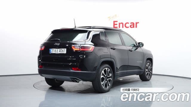 Jeep Compass 2022 — Фото 2/20