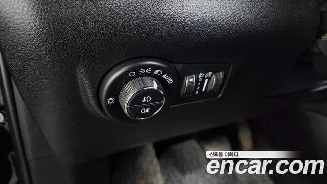 Jeep Compass 2022 — Photo 33/38