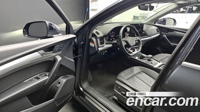 Audi Q5 2023 — ფოტო 10/20