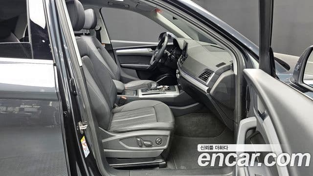 Audi Q5 2023 — ფოტო 18/35
