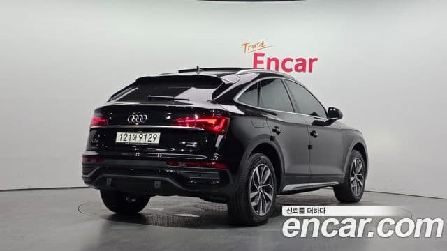 Audi Q5 2023 — ფოტო 2/20