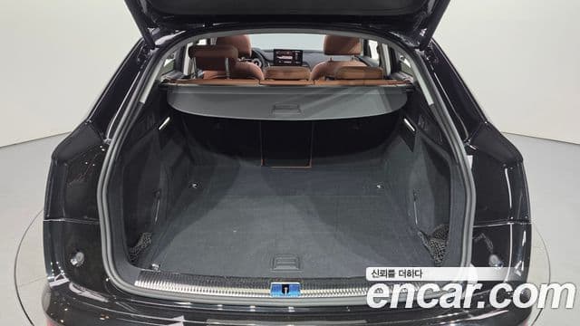 Audi Q5 2023 — фото 19 из 20