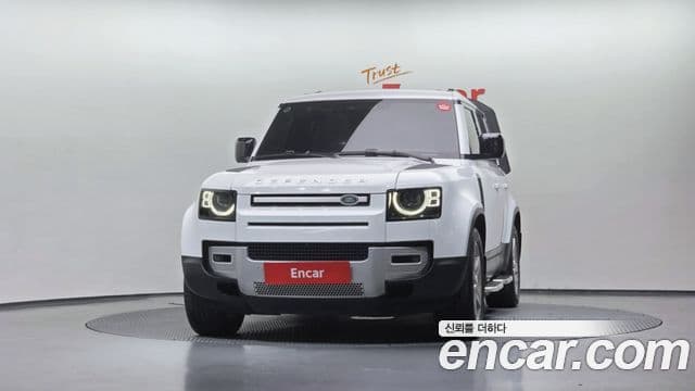 Land Rover Defender 2021 — ფოტო 2/20