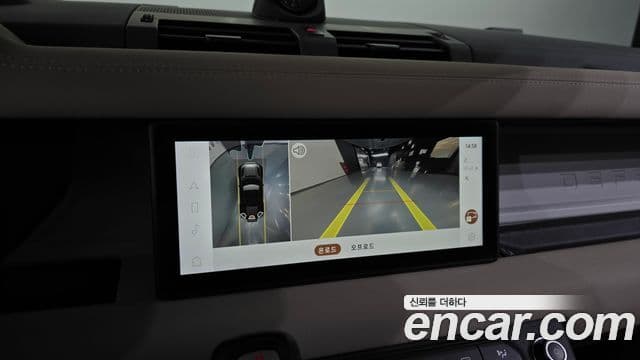 Land Rover Defender 2021 — ფოტო 15/20
