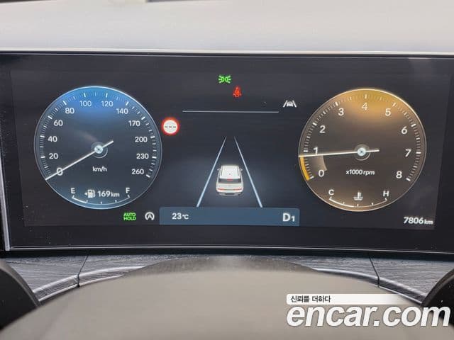 Hyundai Santa Fe 2025 — ფოტო 8/17