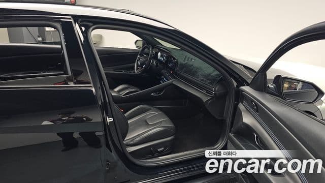 Hyundai The New Avante Hybrid 2021 — Şəkil 32/33