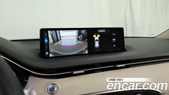 Genesis GV70 2023 — Şəkil 14/20