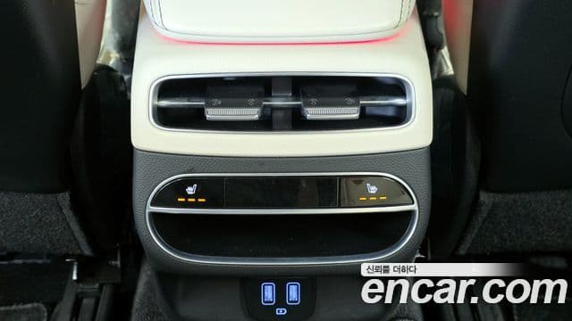 Genesis GV70 2023 — Şəkil 16/20