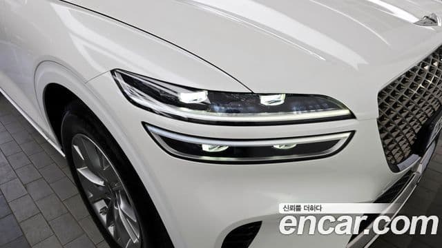 Genesis GV70 2023 — Photo 31/31