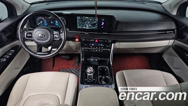 Kia Carnival 2020 — ფოტო 7/20