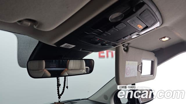 Kia Carnival 2020 — ფოტო 19/20