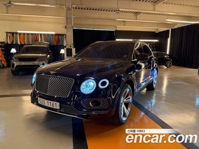 Bentley Bentayga 2018 — Photo 6/19