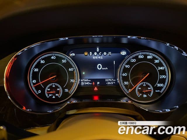 Bentley Bentayga 2018 — Photo 10/19