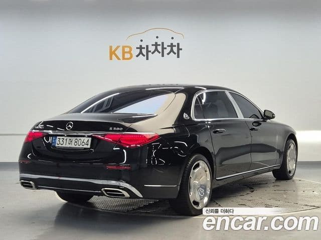 Mercedes-Benz S-Class 2022 — Photo 12/18