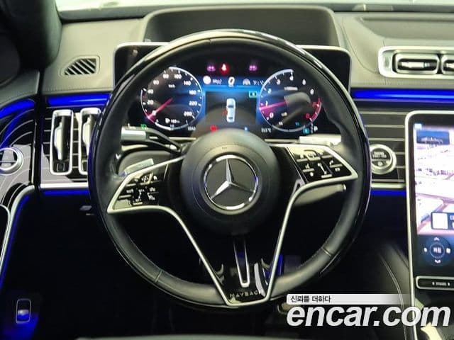 Mercedes-Benz S-Class 2022 — Photo 17/18