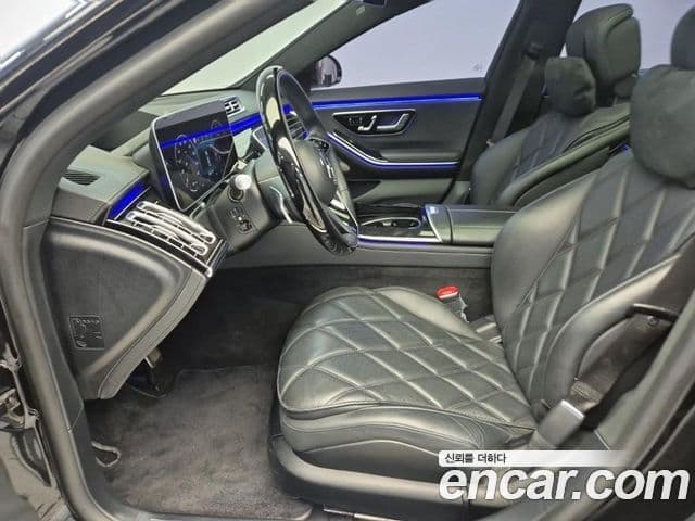 Mercedes-Benz S-Class 2022 — Photo 10/18