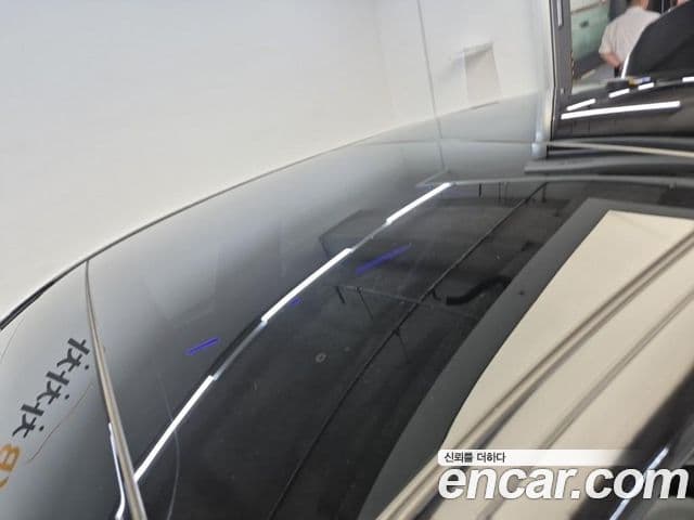 Mercedes-Benz S-Class 2022 — Photo 18/18