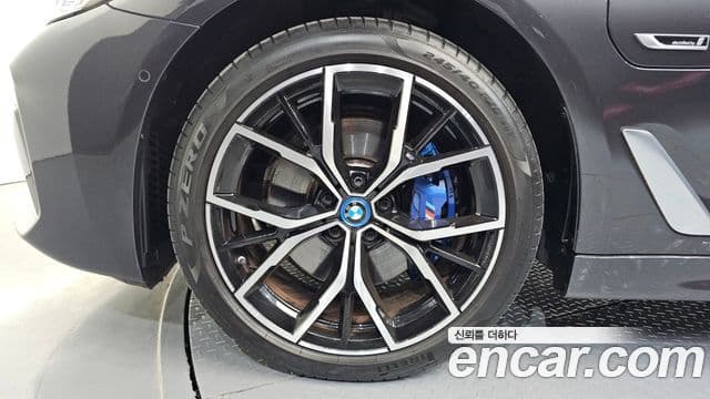 BMW 5 Series 2022 — Şəkil 5/20