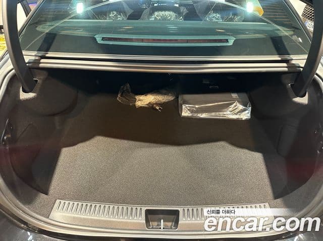 Mercedes-Benz E-Class 2025 — Şəkil 18/20