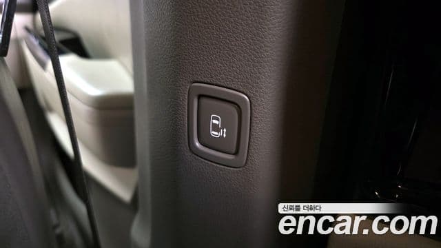 Kia Carnival 2021 — Şəkil 14/20