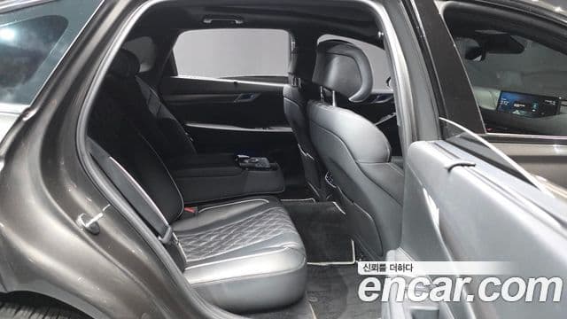 Genesis Electrified G80 2022 — ფოტო 12/20