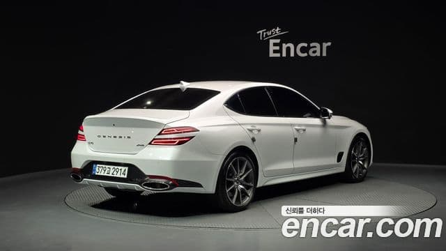 Genesis G70 2022 — ფოტო 14/20