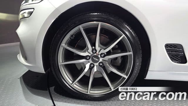 Genesis G70 2022 — ფოტო 5/20