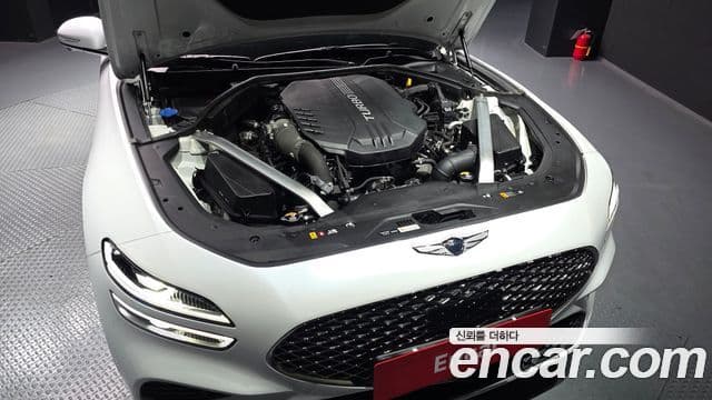 Genesis G70 2022 — ფოტო 19/20