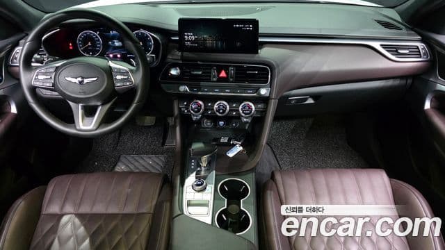 Genesis G70 2022 — ფოტო 16/20