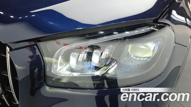 Mercedes-Benz GLS-Class 2021 — Photo 2/40