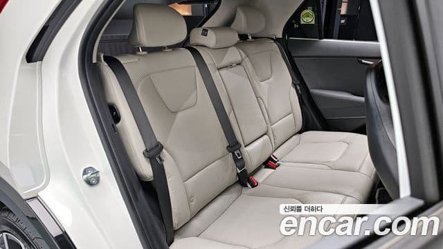Kia Niro 2022 — ფოტო 12/20