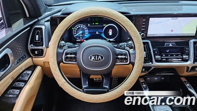 Kia Sorento 2021 — ფოტო 13/20