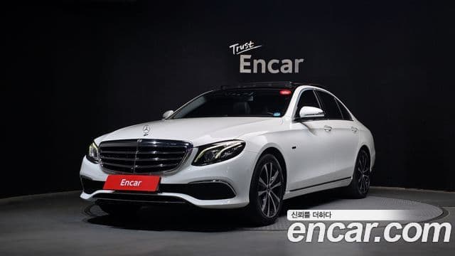 Mercedes-Benz E-Class 2019 — Şəkil 1/20