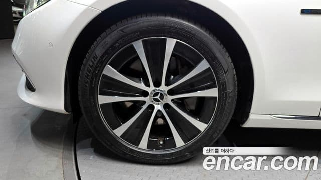 Mercedes-Benz E-Class 2019 — Şəkil 5/20