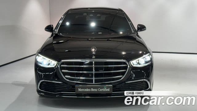 Mercedes-Benz S-Class 2023 — Фото 1/20
