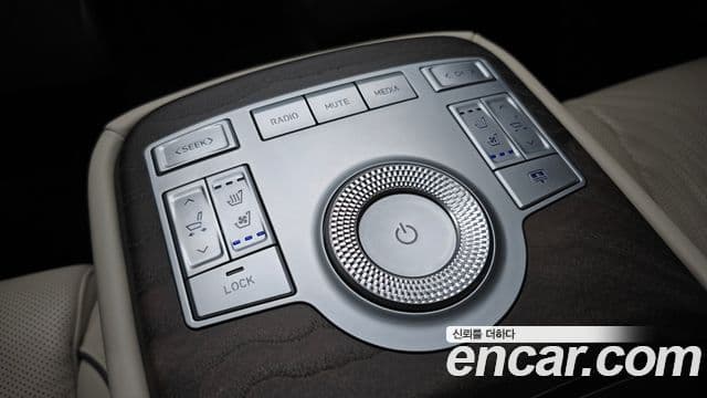 Genesis Electrified G80 2021 — ფოტო 18/20