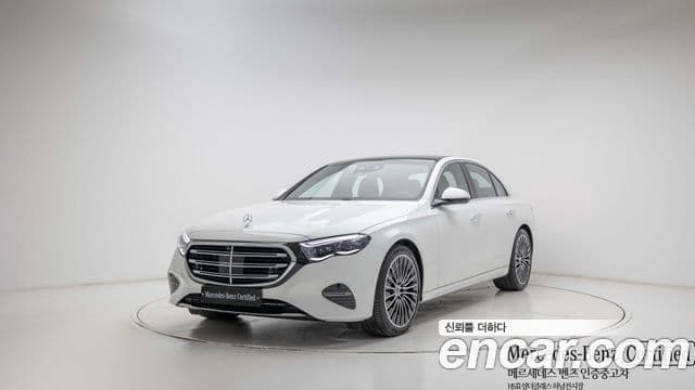 Mercedes-Benz E-Class 2025 — Фото 9/20