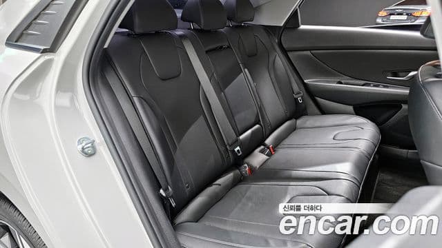 Hyundai Avante 2021 — Фото 12/20