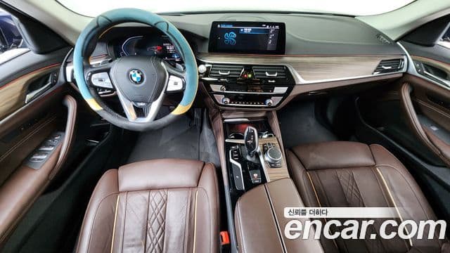 BMW 5 Series 2020 — Фото 9/20